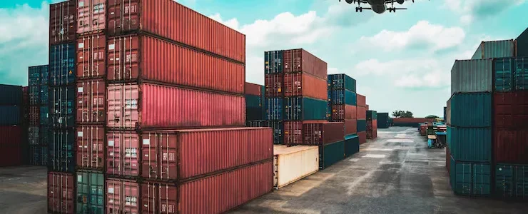 Mengapa KBLI Jasa Pengurusan Transportasi Tidak Dapat Digabung dengan Usaha Lain?